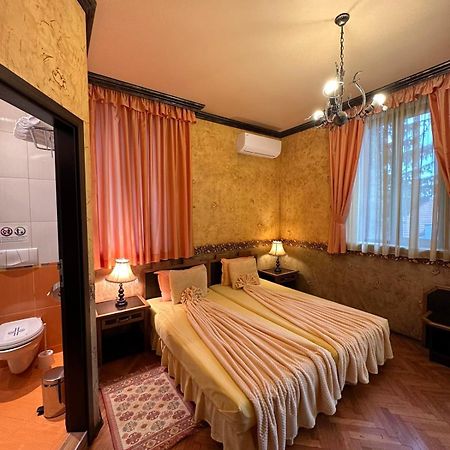 Guesthouse Petra Veliko Tărnovo Exteriör bild