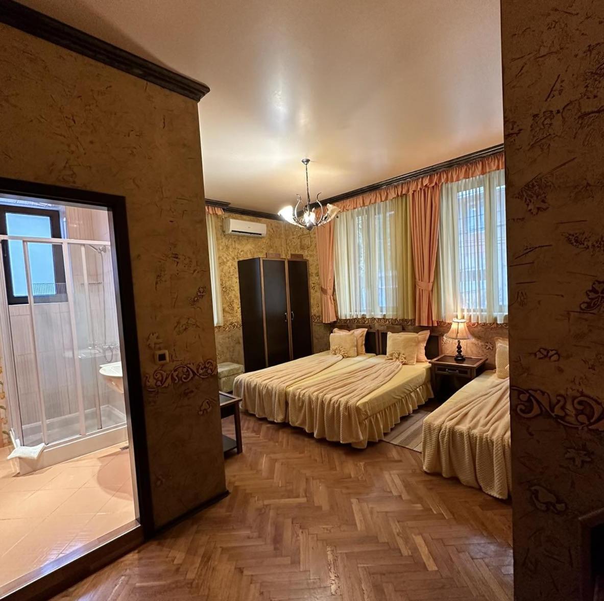 Guesthouse Petra Veliko Tărnovo Exteriör bild