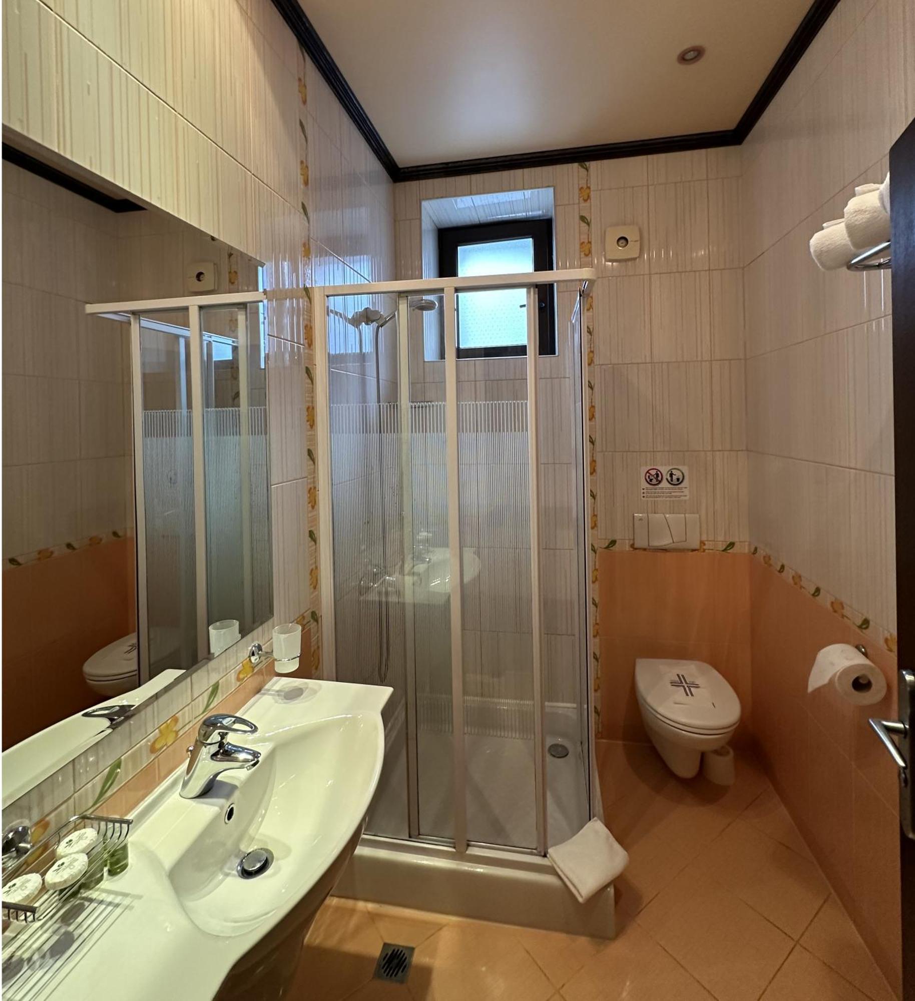 Guesthouse Petra Veliko Tărnovo Exteriör bild