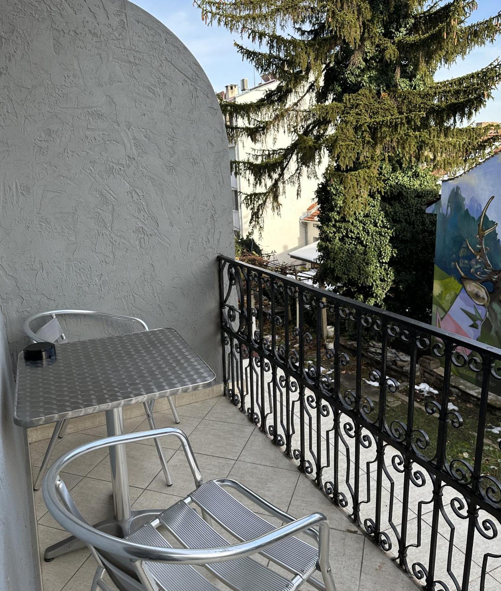 Guesthouse Petra Veliko Tărnovo Exteriör bild