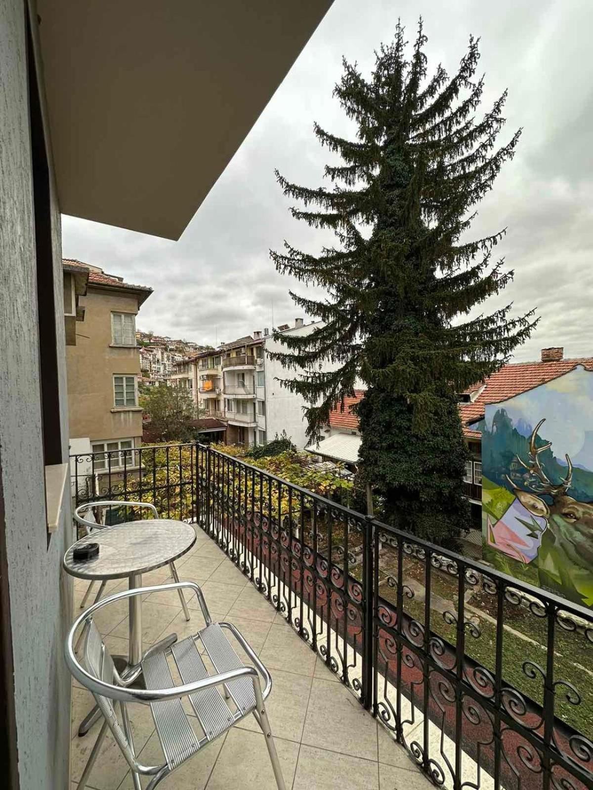 Guesthouse Petra Veliko Tărnovo Exteriör bild