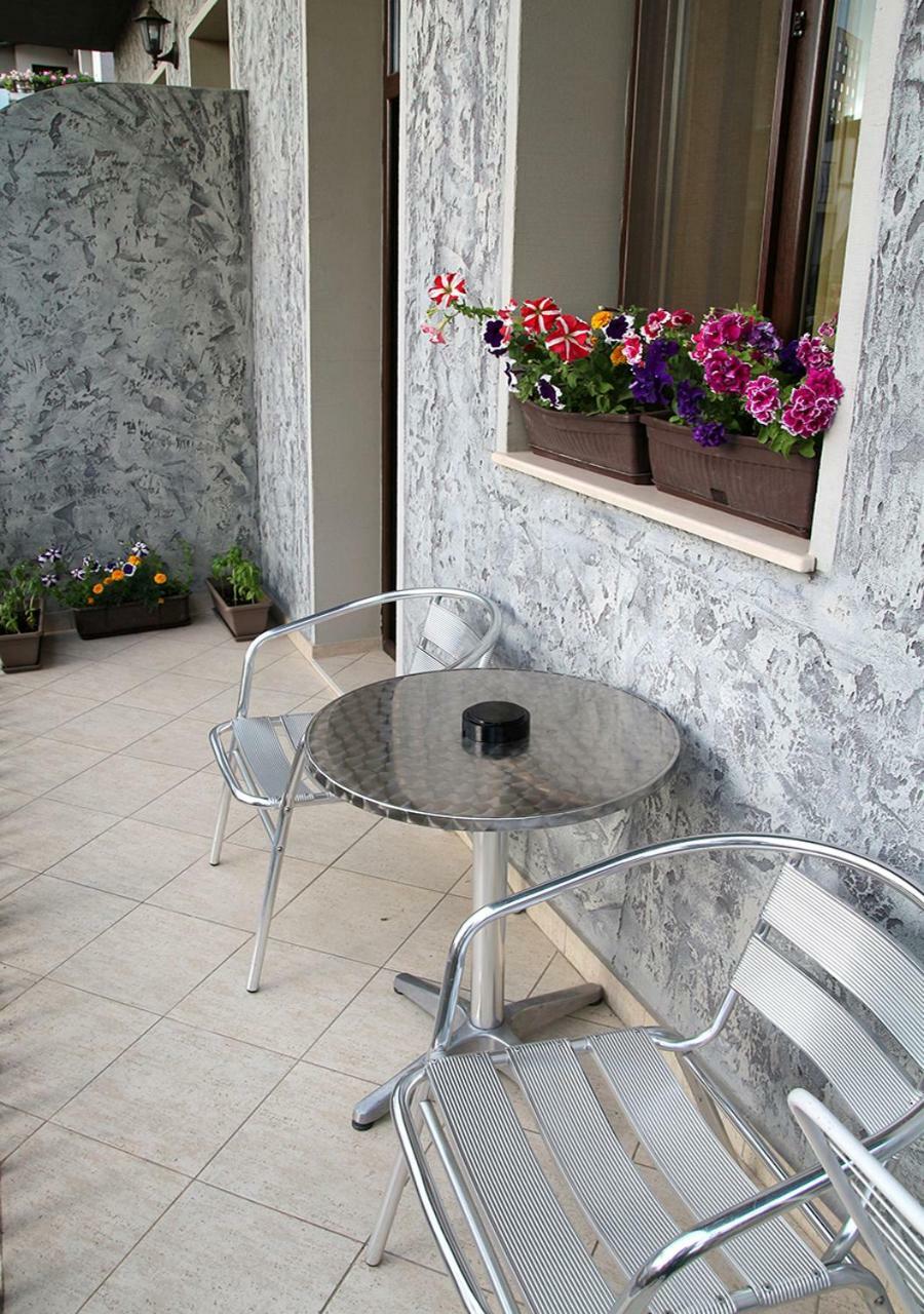 Guesthouse Petra Veliko Tărnovo Exteriör bild